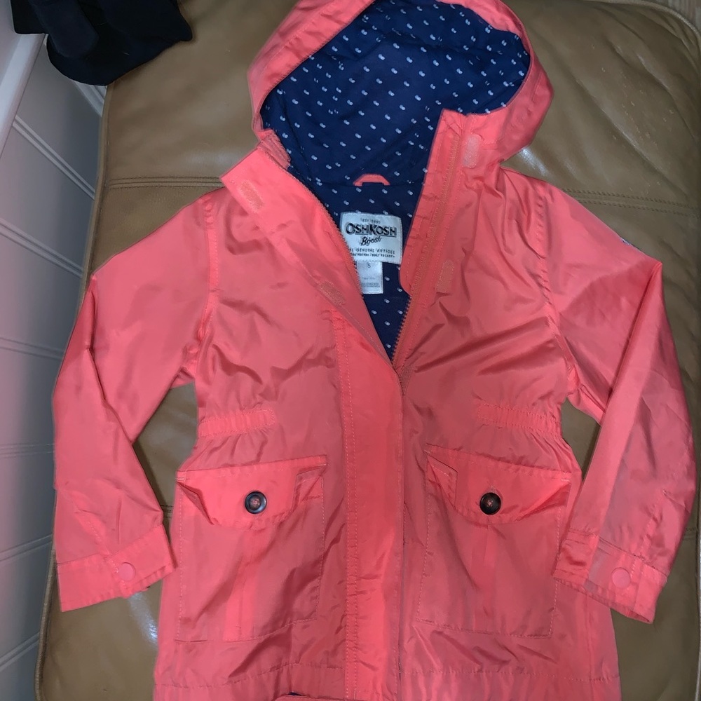 Little girls Oshkosh light jacket size 5